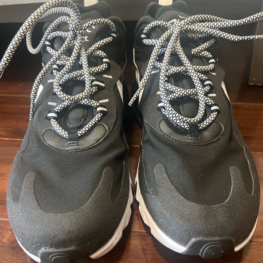 Nike AirMax 270 React Black/White